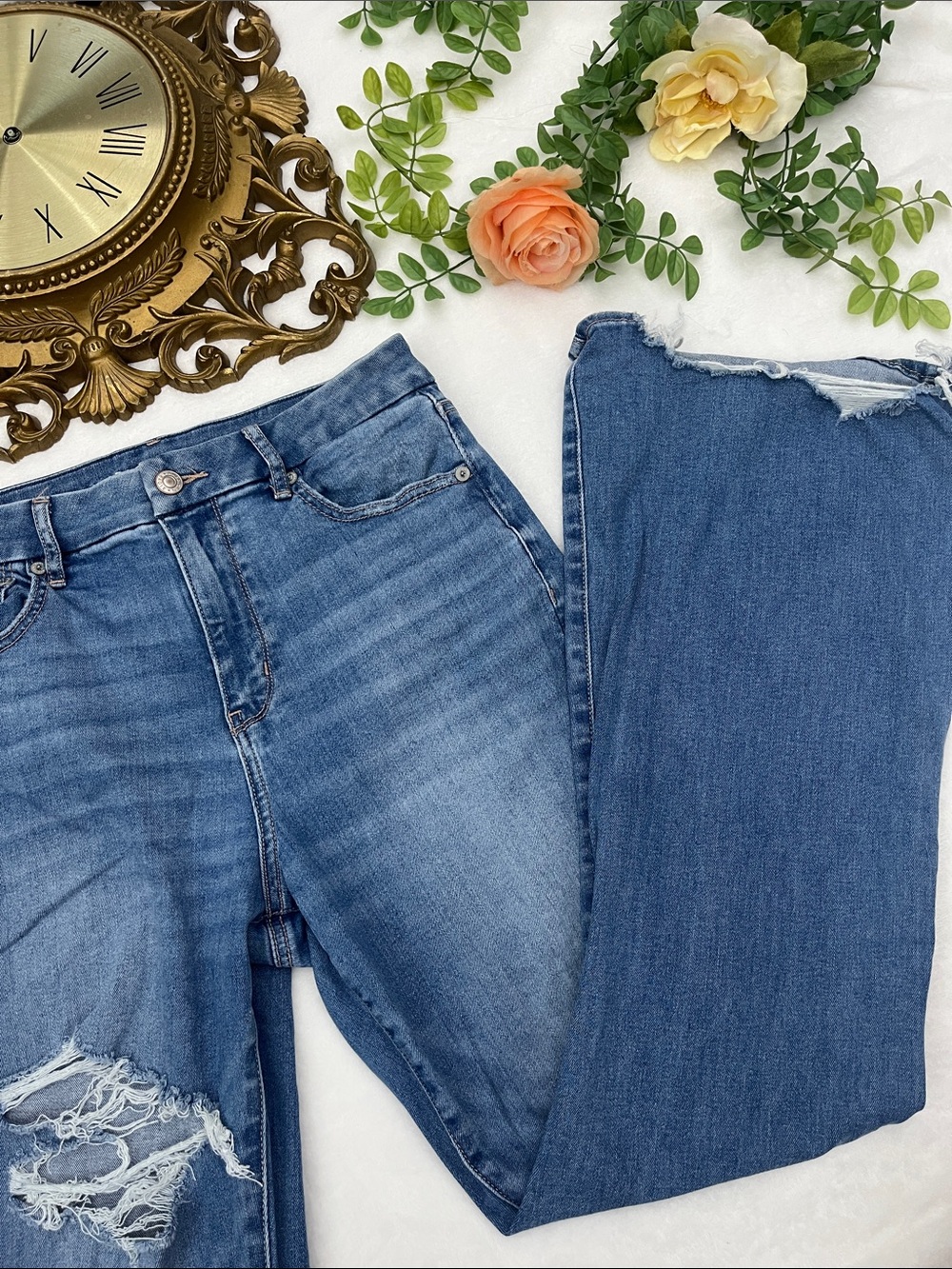 American Eagle Curvy Super High Rise Flare Jeans Next Level Stretch size 10